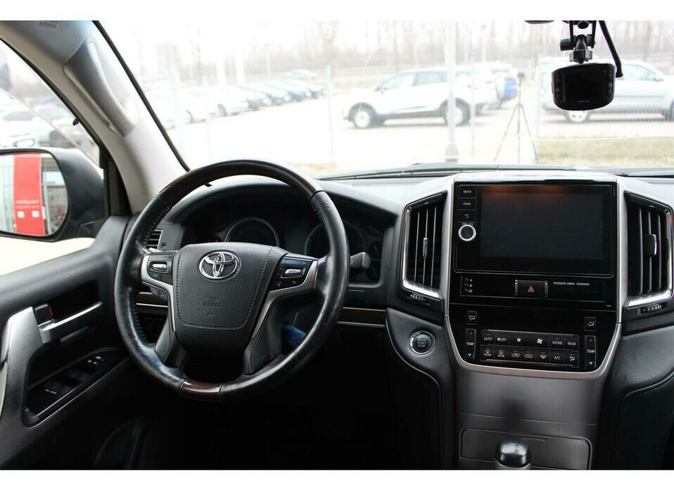 Toyota Land Cruiser 4.5d AT (249 л.с.) 4WD