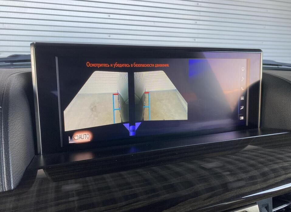 Lexus LX, III Рестайлинг 2 570 5.7 AT (367 л.с.) 4WD