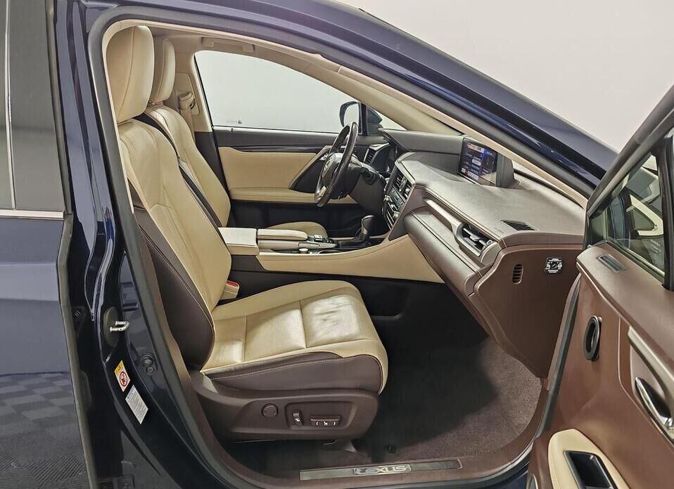 Lexus RX, IV 350 3.5 AT (300 л.с.) 4WD