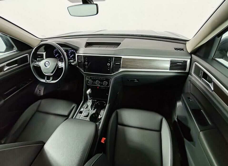 Volkswagen Teramont 2.0 AT (220 л.с.) 4WD