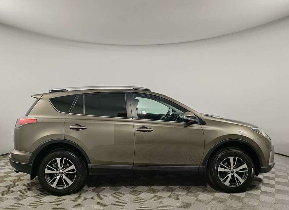Toyota RAV4 2.5 AT (180 л.с.) 4WD