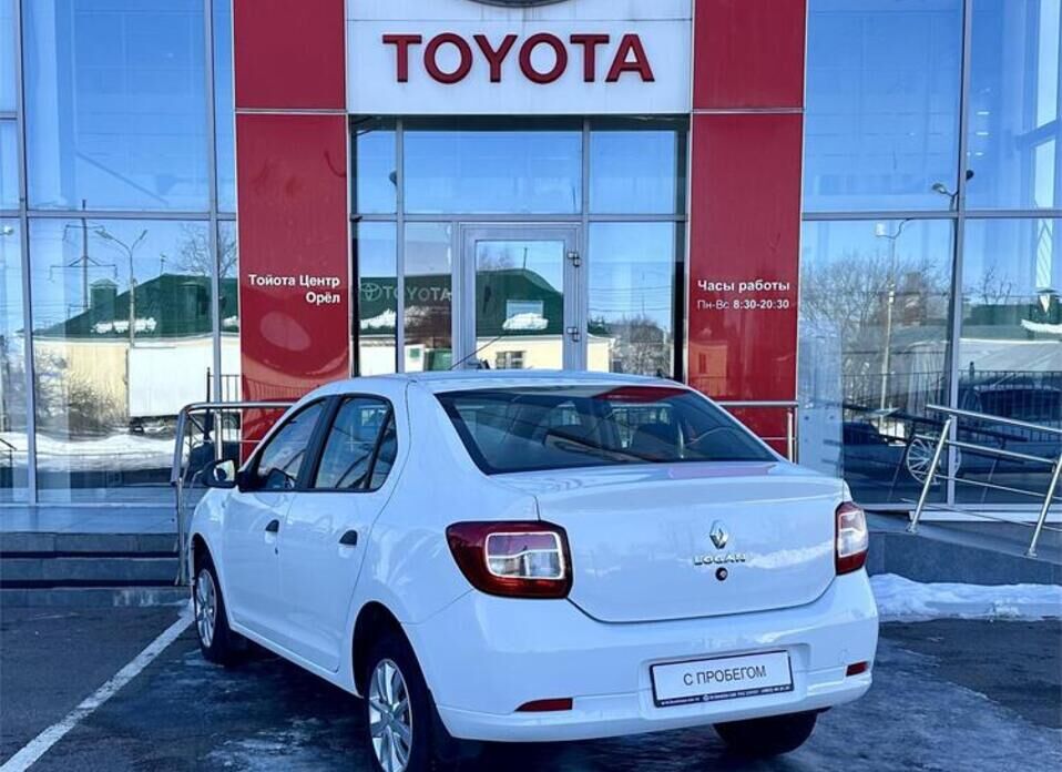 Renault Logan, II Рестайлинг 1.6 MT (82 л.с.)