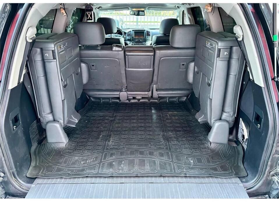 Toyota Land Cruiser, 200 Series 4.7 AT (288 л.с.) 4WD