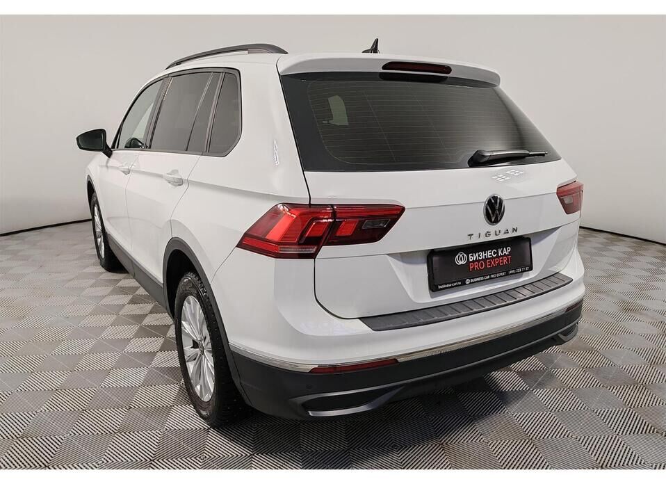 Volkswagen Tiguan, II Рестайлинг 1.4 AMT (150 л.с.)