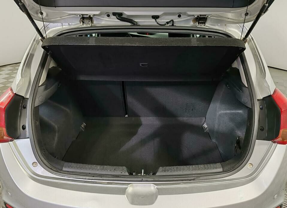 Kia Ceed 1.6 AT (129 л.с.)