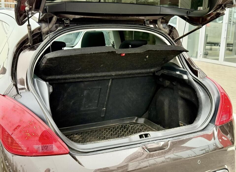 Peugeot 308, I Рестайлинг 1.6 AT (120 л.с.)