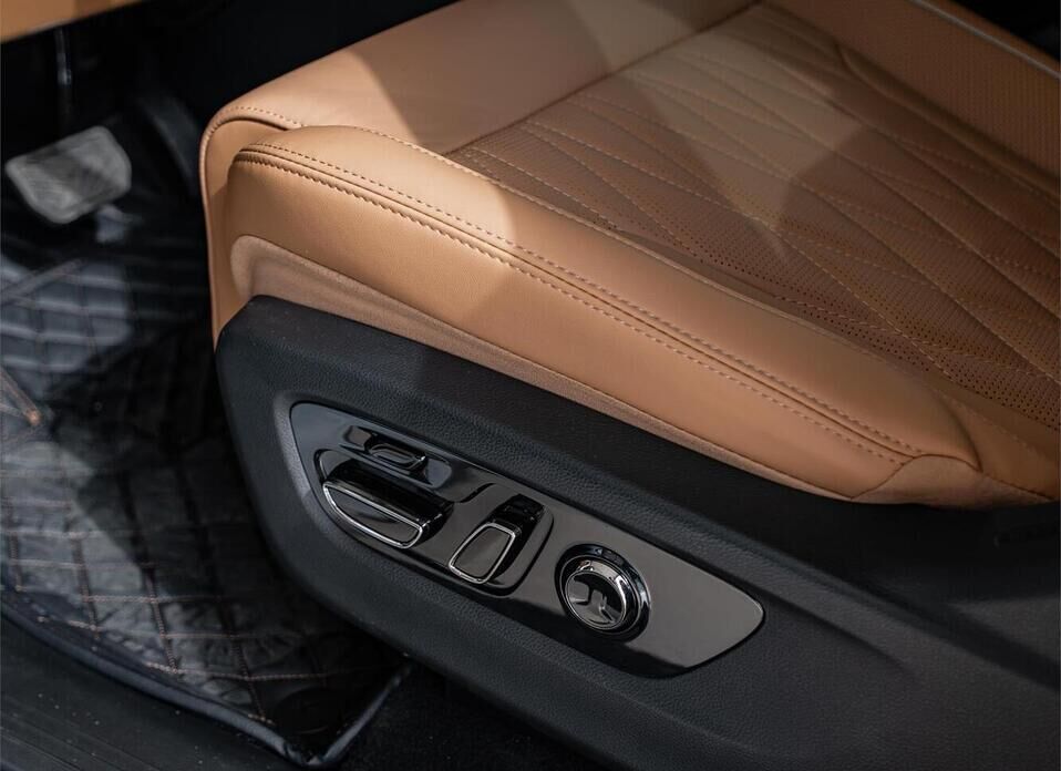 GAC GS8, II Dragon 2.0 AT (231 л.с.) 4WD