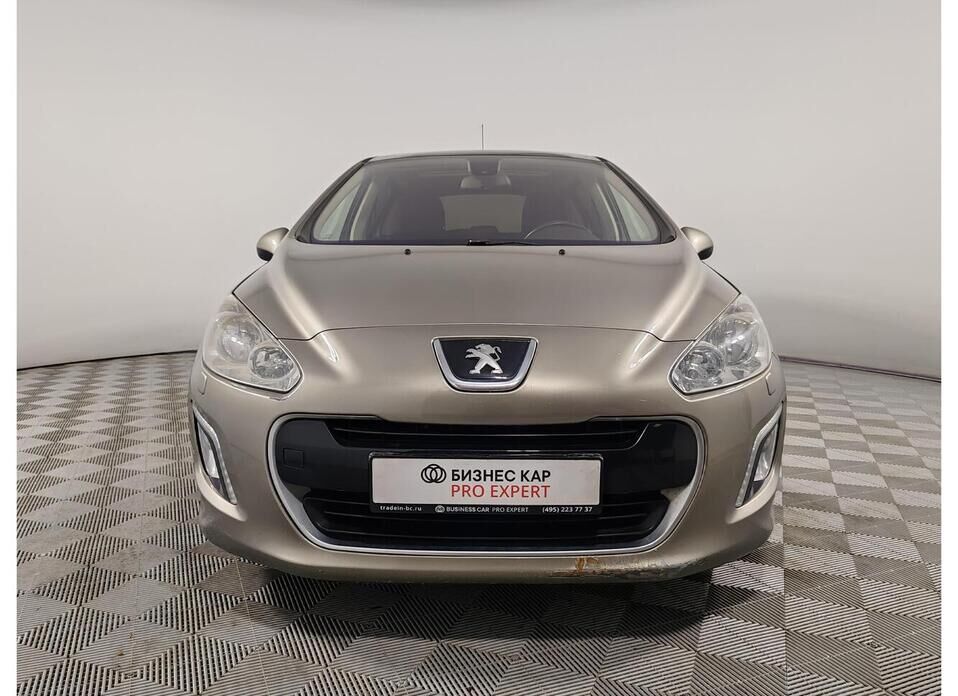 Peugeot 308 1.6 AT (120 л.с.)