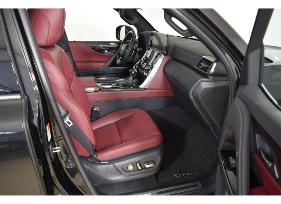 Lexus LX, IV 600 3.5 AT (415 л.с.) 4WD