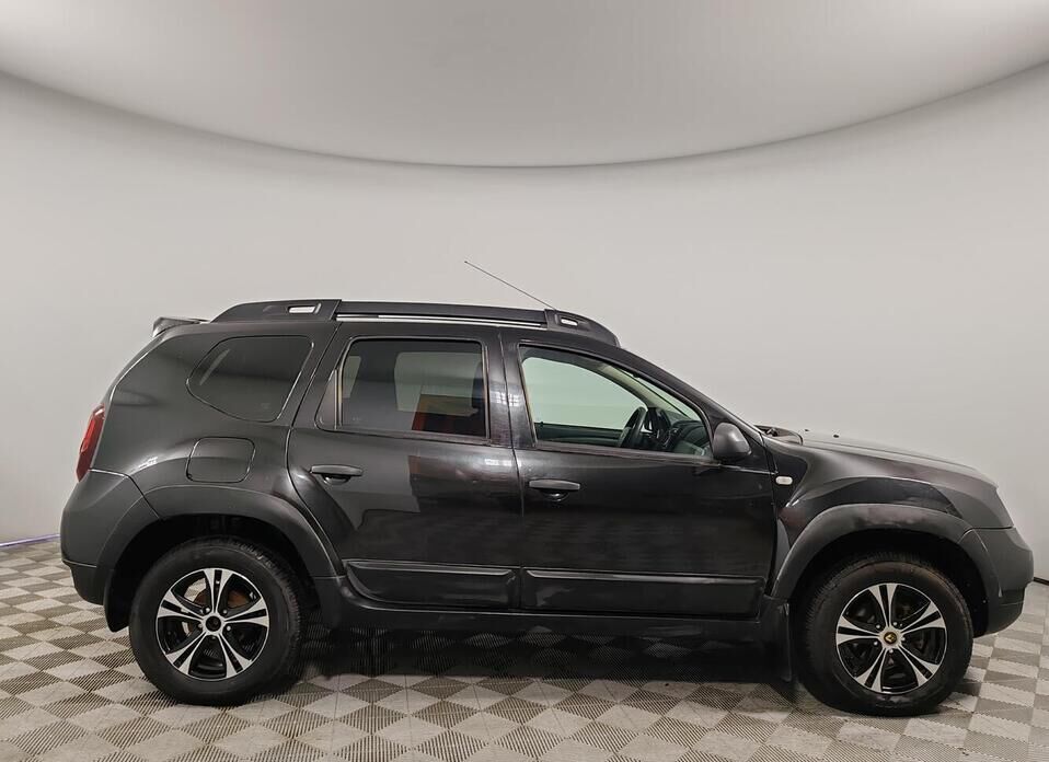 Renault Duster 2.0 AT (143 л.с.) 4WD