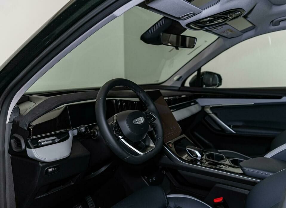 Geely Atlas 2.0 AT (200 л.с.) 4WD