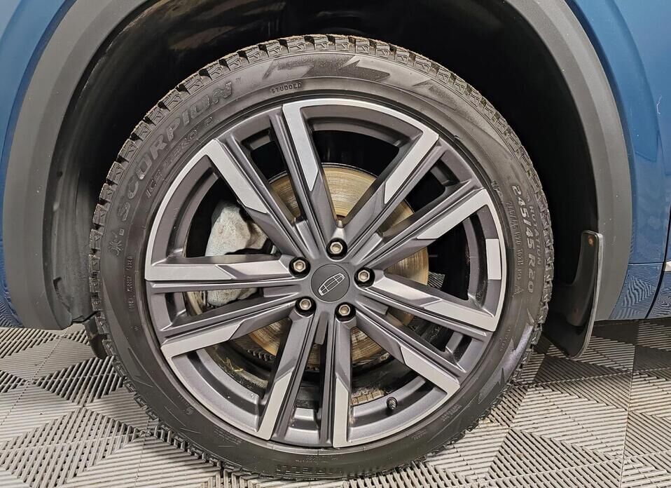 Geely Monjaro 2.0 AT (238 л.с.) 4WD