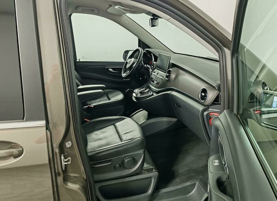 Mercedes-Benz V-Класс 250 d компактный 2.1d AT (190 л.с.) 4WD