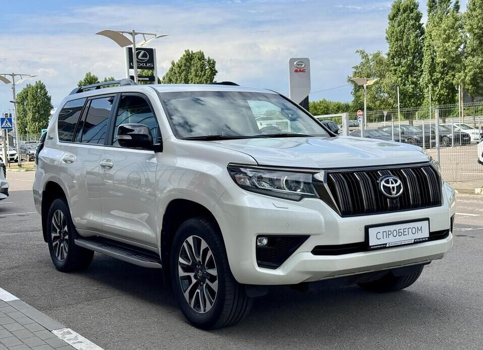 Toyota Land Cruiser Prado, 150 Series Рестайлинг 3 4.0 AT (249 л.с.) 4WD