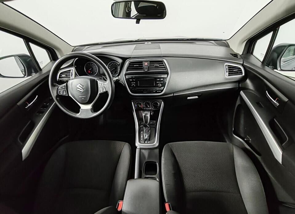 Suzuki SX4, II (S-Cross) Рестайлинг 1.6 AT (117 л.с.)