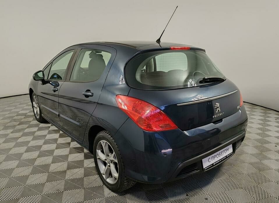 Peugeot 308 1.6 MT (120 л.с.)