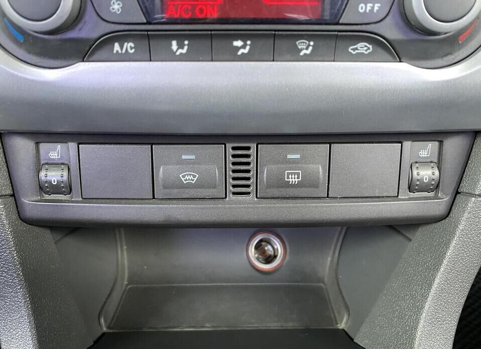 Ford Focus, II Рестайлинг 1.8 MT (125 л.с.)