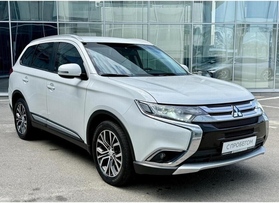 Mitsubishi Outlander, III Рестайлинг 2 2.4 CVT (167 л.с.) 4WD