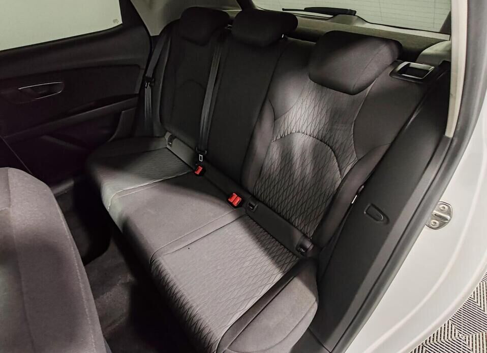 SEAT Leon, III 1.2 AMT (105 л.с.)