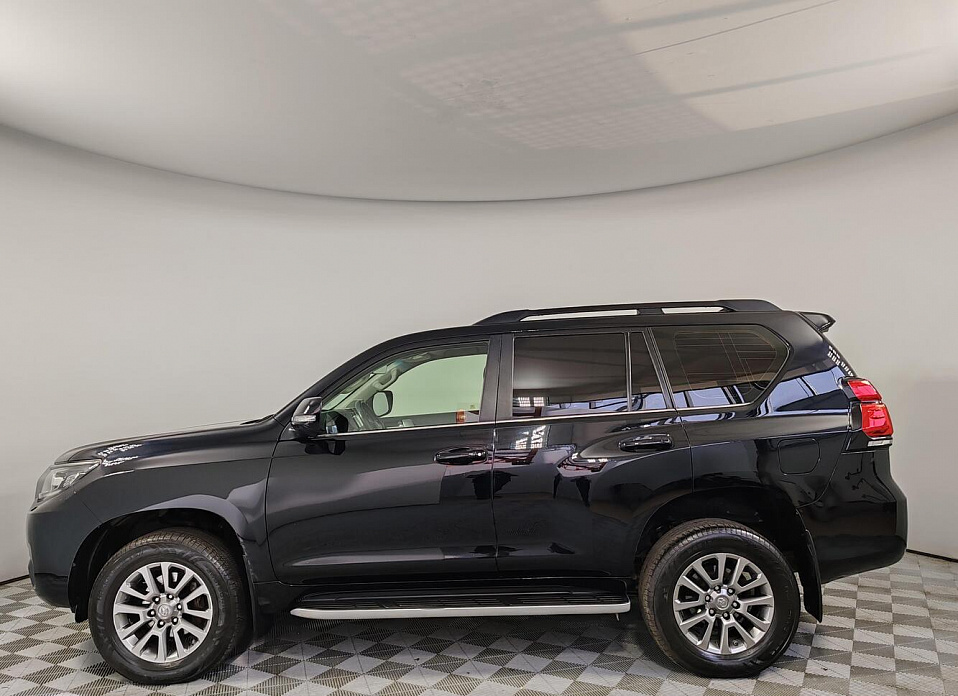 Toyota Land Cruiser Prado, 150 Series Рестайлинг 2 2.8d AT (177 л.с.) 4WD