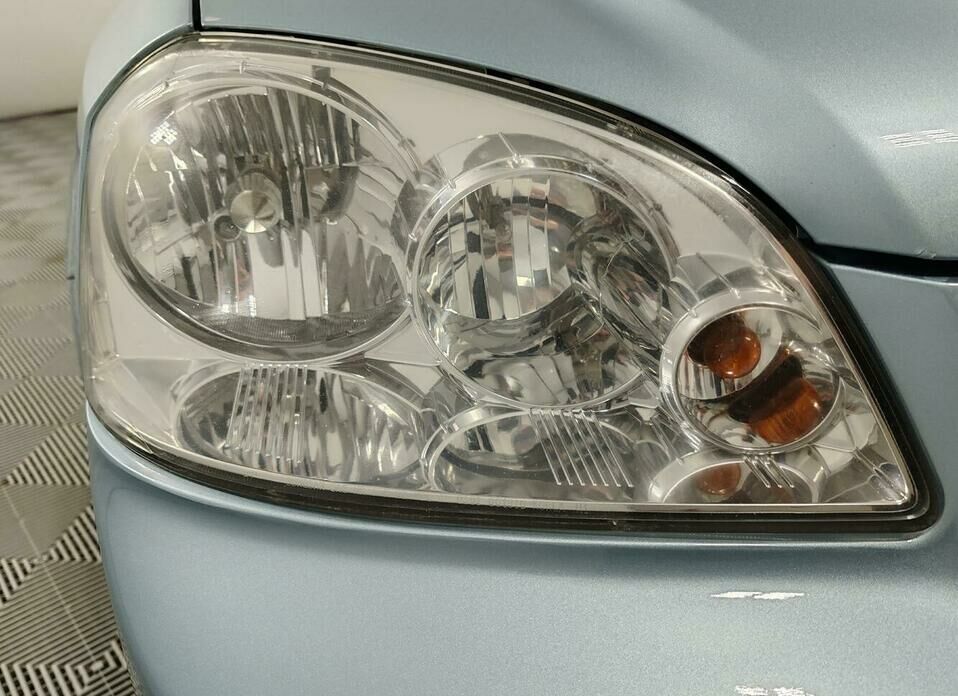 Chevrolet Lacetti 1.6 MT (109 л.с.)