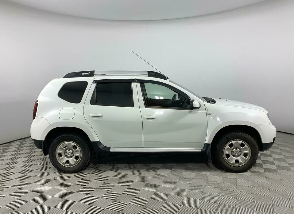 Renault Duster 1.6 MT (114 л.с.) 4WD