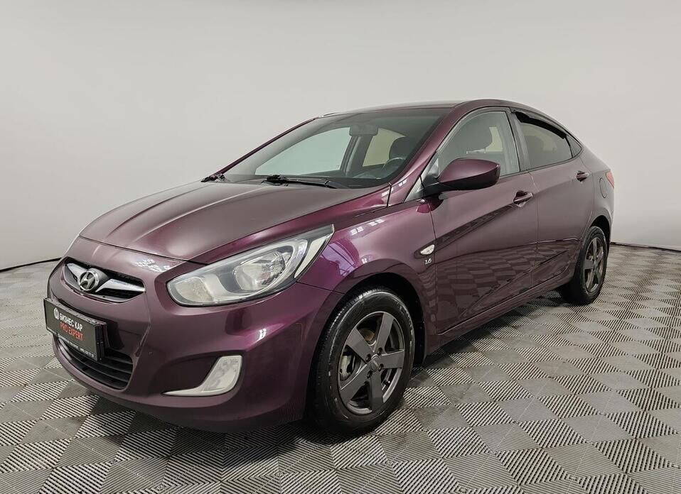 Hyundai Solaris, I Рестайлинг 1.6 AT (123 л.с.)