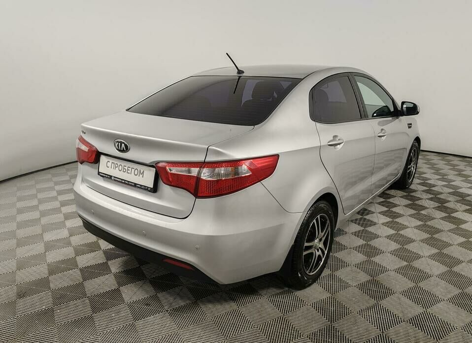 Kia Rio 4-speed 1.6 AT (123 л.с.)