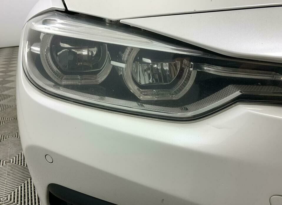 BMW 3 серии 318i 1.5 AT (136 л.с.)