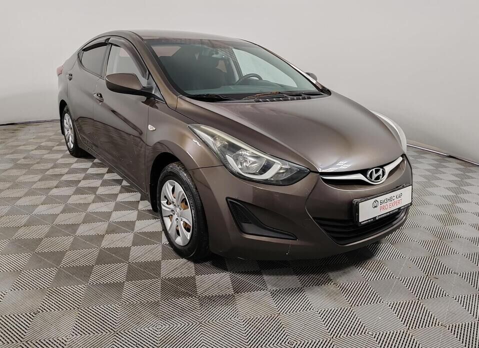 Hyundai Elantra 1.6 MT (132 л.с.)