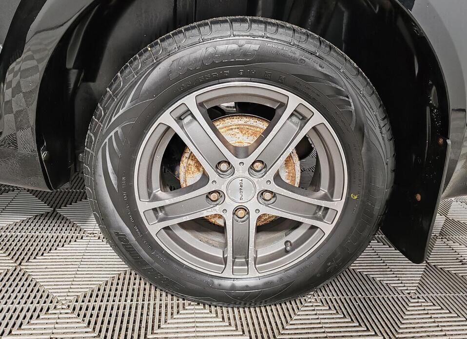 Suzuki SX4, I (Classic) Рестайлинг 1.6 AT (112 л.с.)