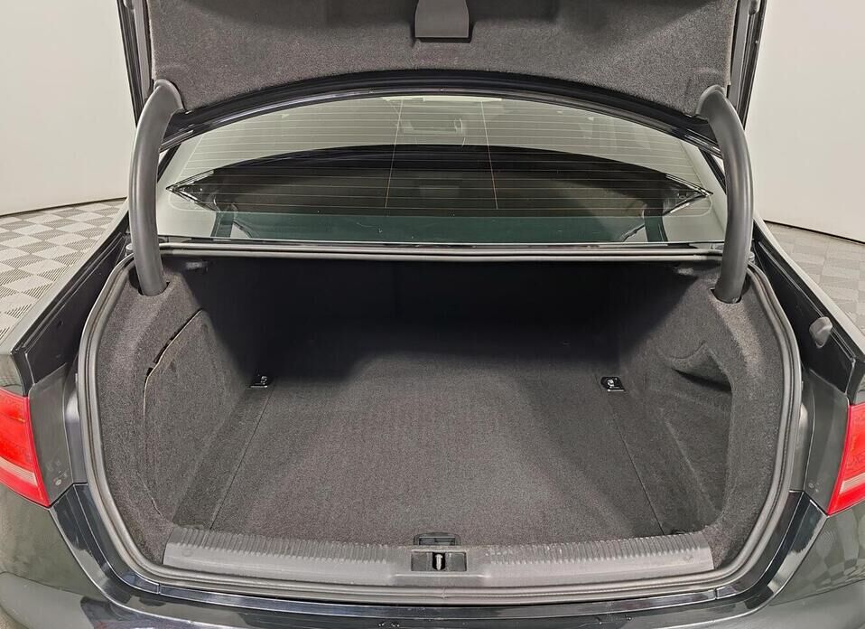 Audi A4, IV (B8) 1.8 CVT (160 л.с.)