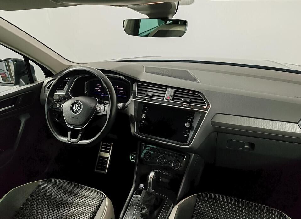 Volkswagen Tiguan, II 1.4 AMT (150 л.с.) 4WD