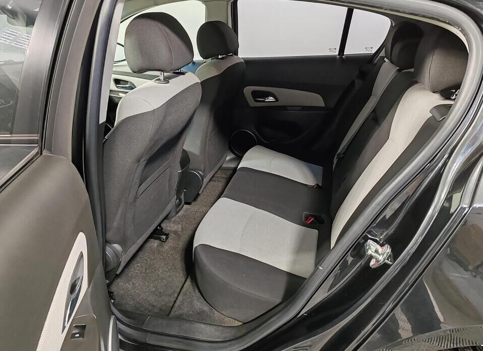 Chevrolet Cruze, I Рестайлинг 1.6 AT (109 л.с.)