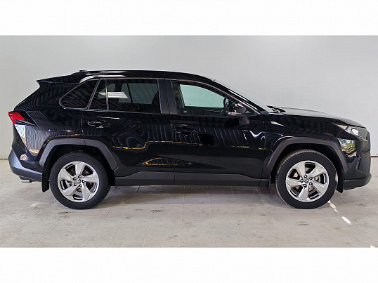 Toyota RAV4, 2021 г., 122 129 км