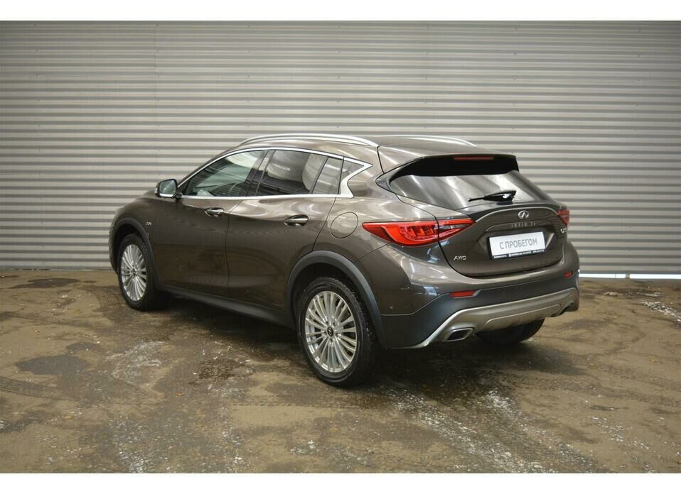 Infiniti QX30 2.0 AMT (211 л.с.) 4WD