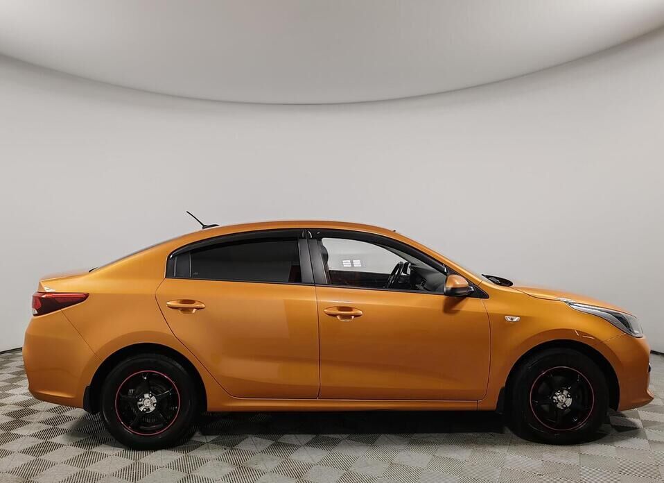 Kia Rio, IV 1.6 AT (123 л.с.)