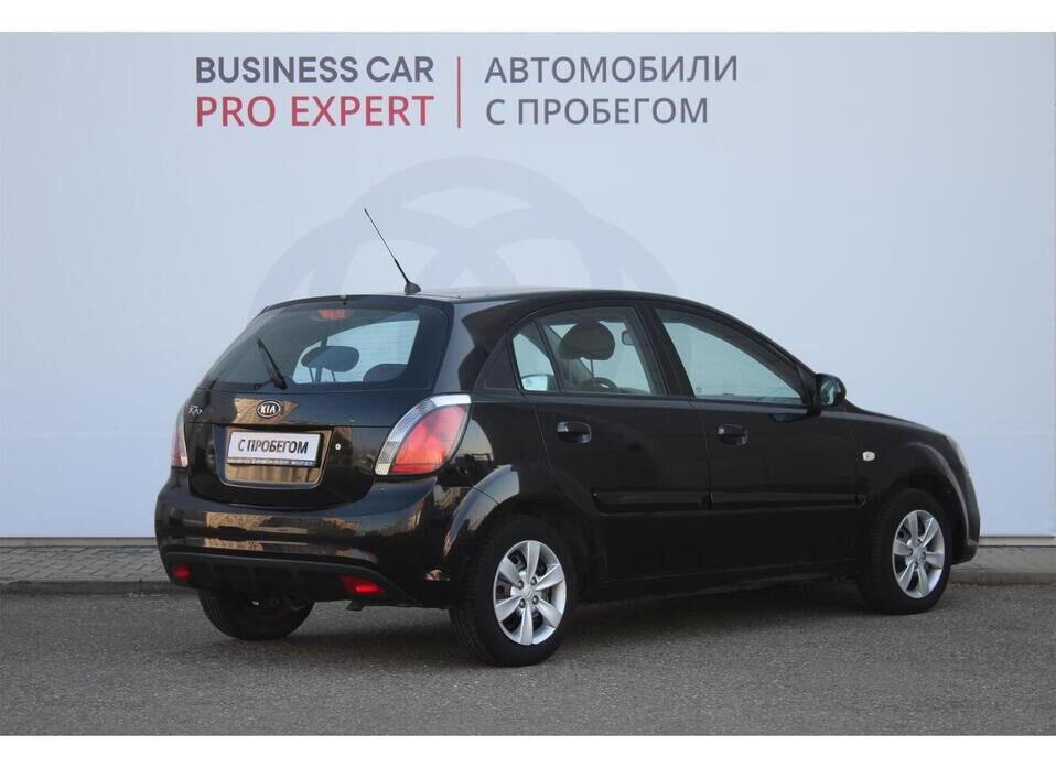 Kia Rio 1.4 AT (95 л.с.)
