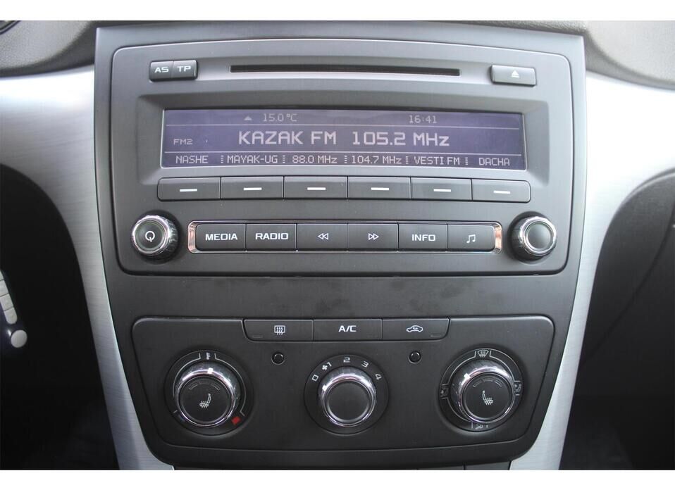 Skoda Yeti, I Рестайлинг 1.4 AMT (122 л.с.)