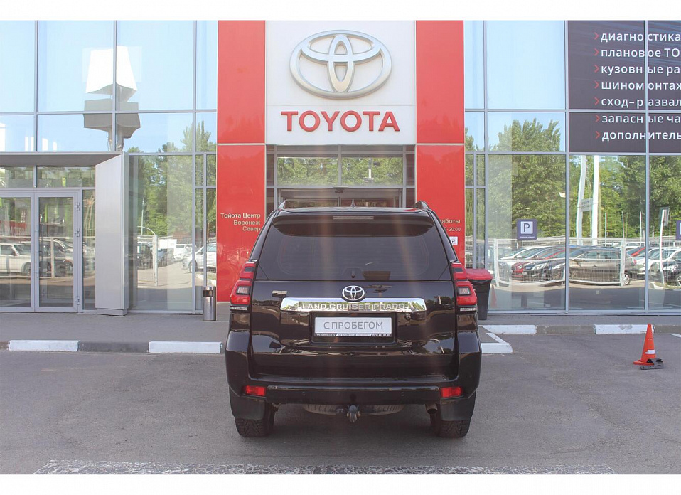 Toyota Land Cruiser Prado, 150 Series Рестайлинг 2 2.8d AT (177 л.с.) 4WD