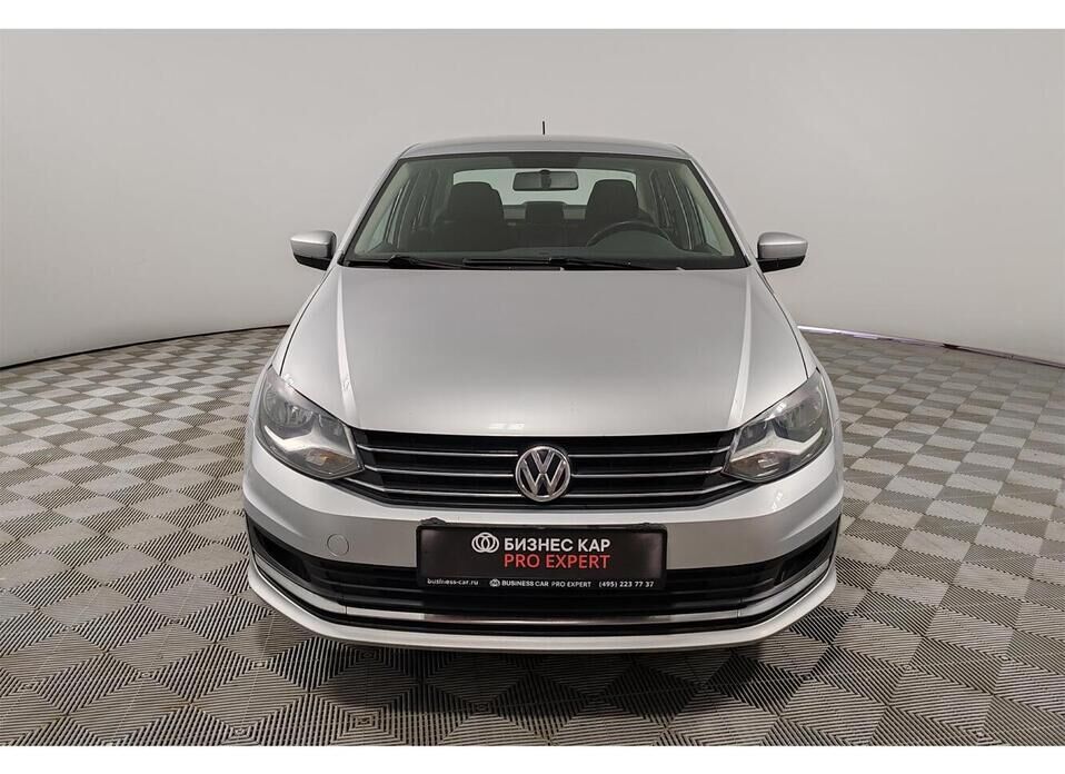 Volkswagen Polo, V Рестайлинг 1.6 MT (110 л.с.)