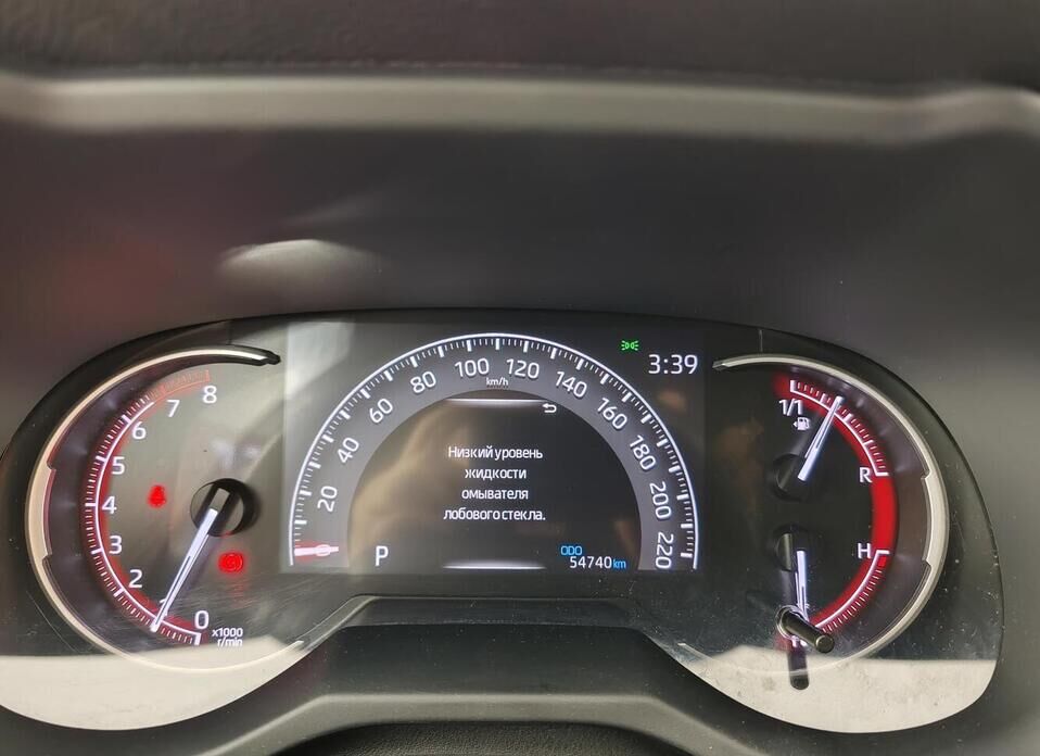Toyota RAV4 2.5 AT (199 л.с.) 4WD