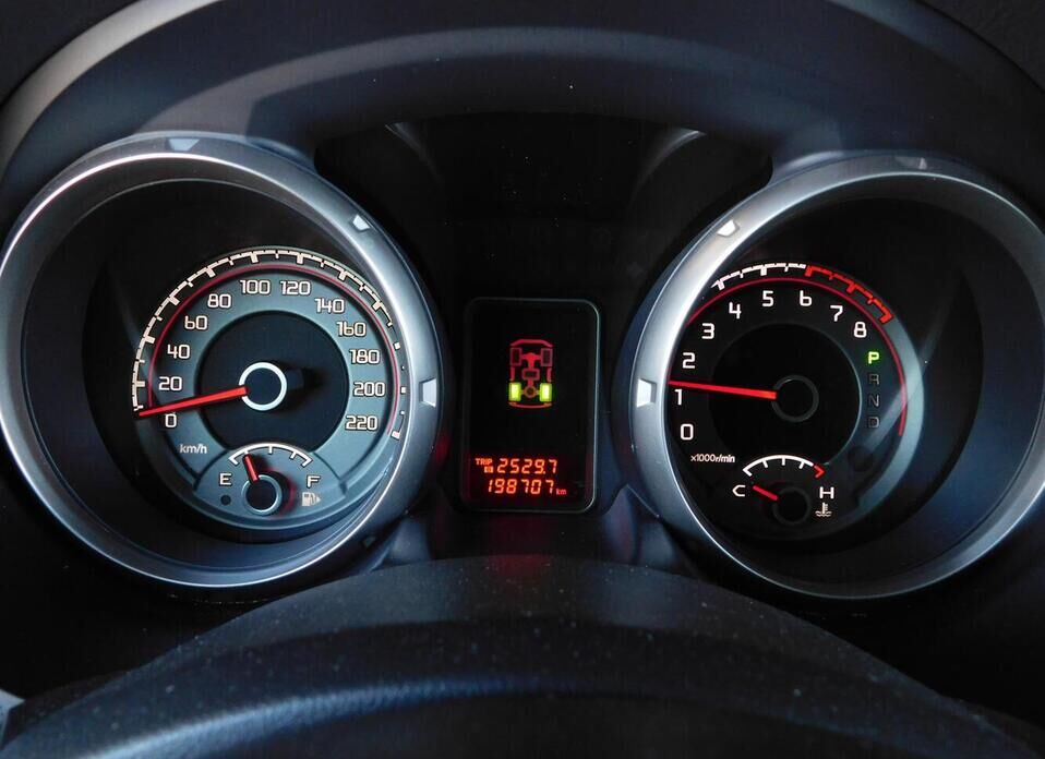 Mitsubishi Pajero, IV Рестайлинг 1 3.0 AT (178 л.с.) 4WD