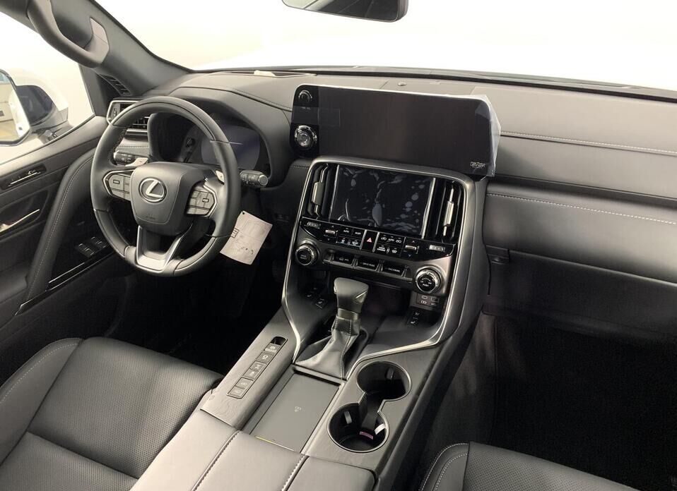 Lexus LX, IV 600 3.5 AT (415 л.с.) 4WD