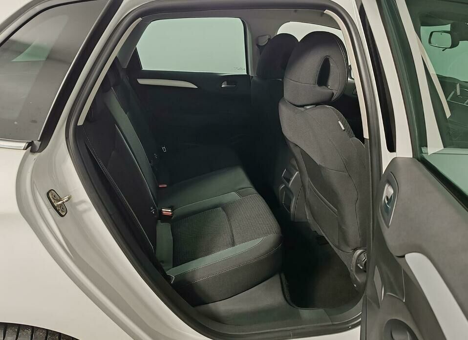 Citroen C4 1.6 AT (120 л.с.)
