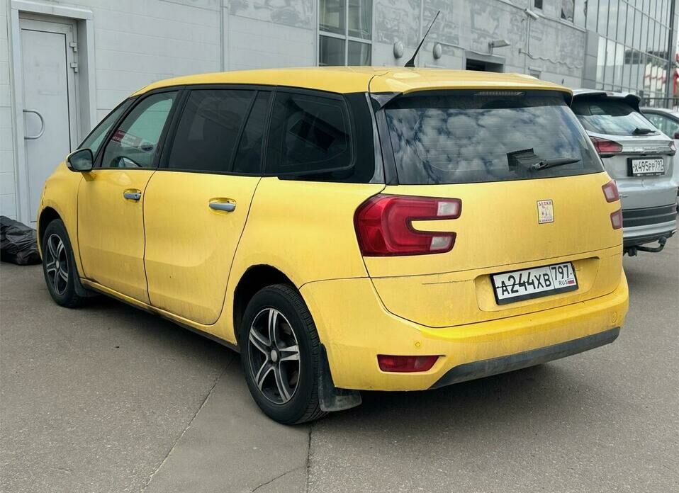 Citroen C4 Picasso 1.6 MT (120 л.с.)