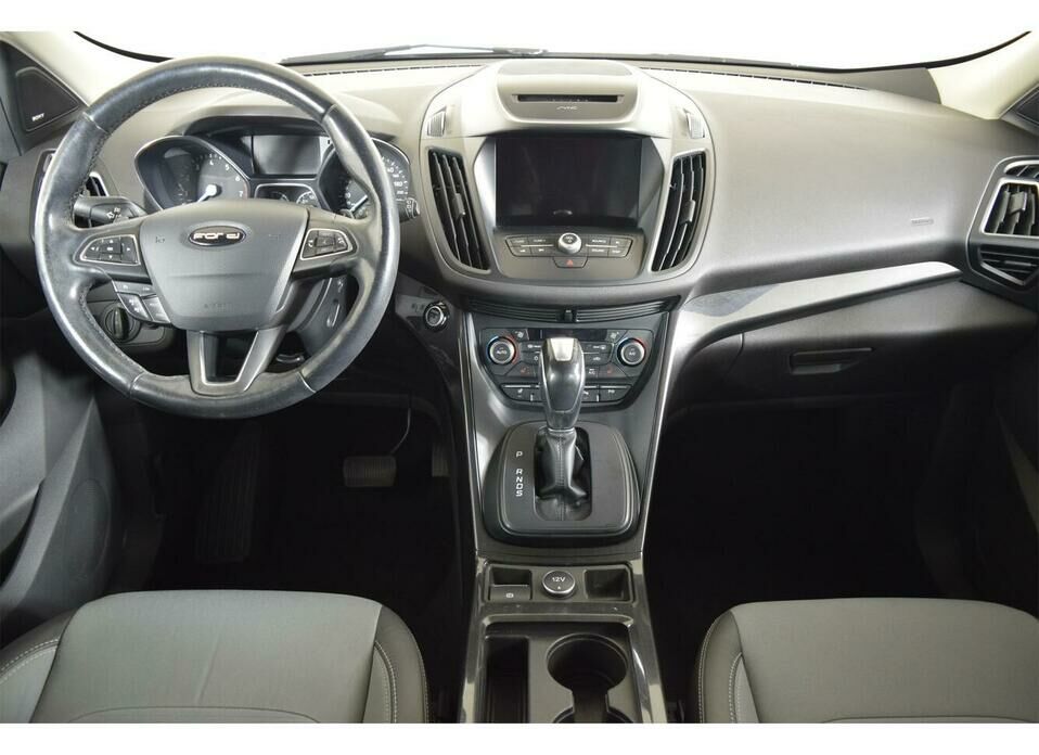 Ford Kuga 1.5 AT (182 л.с.) 4WD