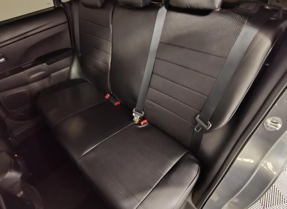 Mitsubishi ASX 1.6 MT (117 л.с.)