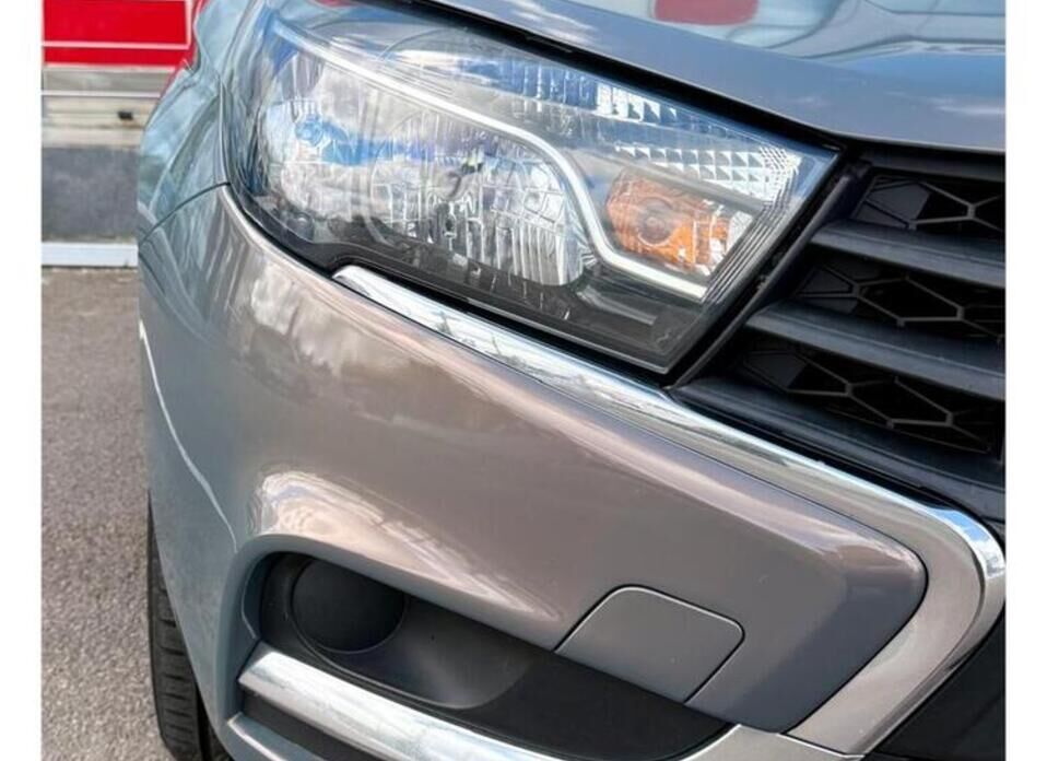 LADA (ВАЗ) Vesta, I 1.6 MT (106 л.с.)