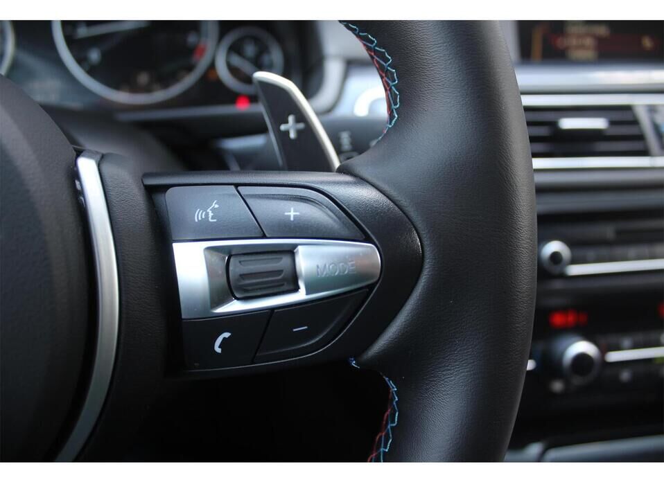 BMW 5 серии 520i 2.0 AT (184 л.с.)